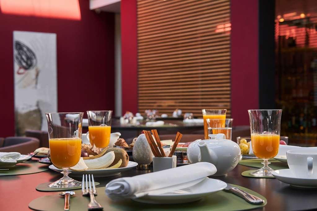Mercer Casa Torner I Gueell Vilafranca del Penedes Restoran gambar